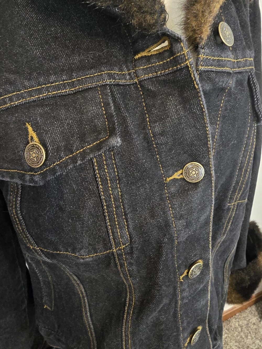 Fuda New York Faux Fur Trim Denim Jacket Y2K Dark Wash Glam Vintage Mob Wife - Picture 6 of 13